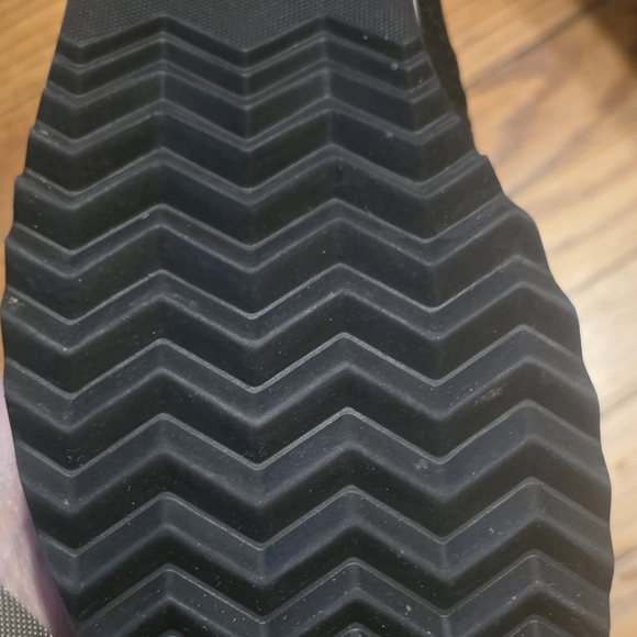 Sorel Women's Black Winter Boots - Picture 9 of 15